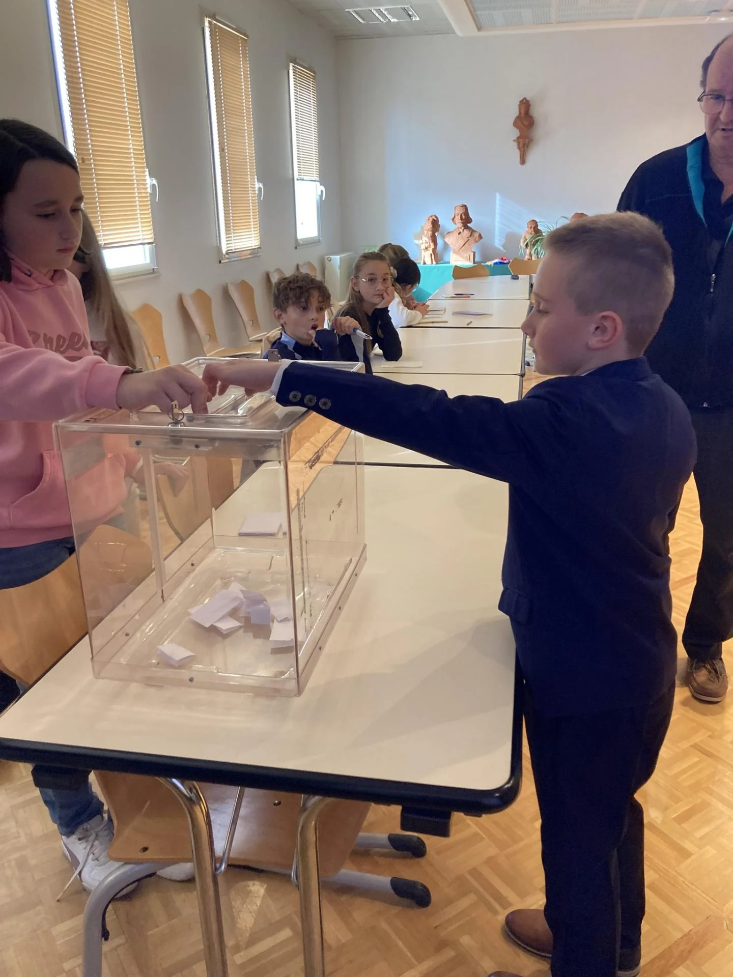 577555100 1276805874488029 8734381048338935362 n